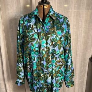 Women’s Silk Button-Up